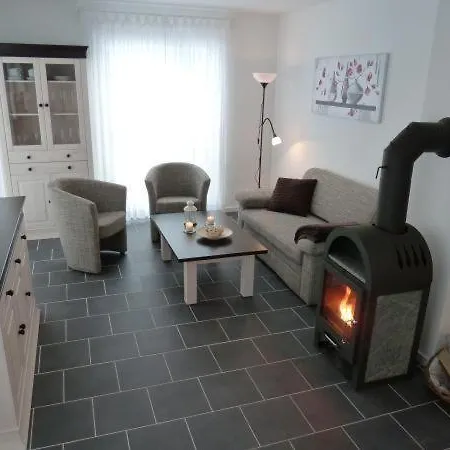Apartamento Fewo-15-0-n-ferienwohnung-in-graal-mueritz